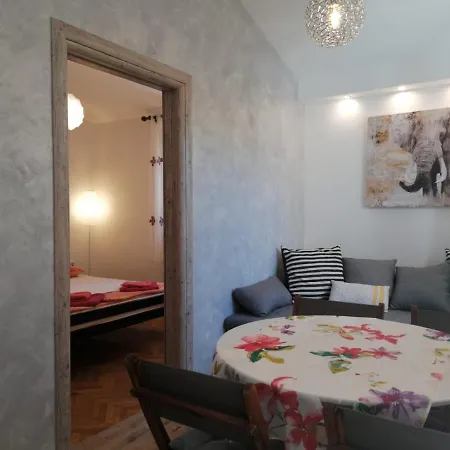 Tudija Apartment