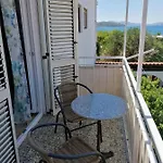 Tudija Apartman *